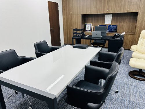 株式会社ヒルズ